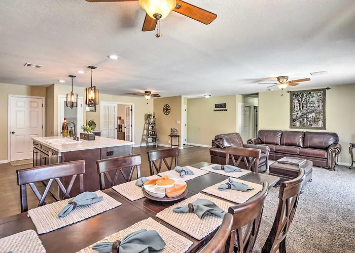 Havasu W/ Pool, Near London Bridge! *